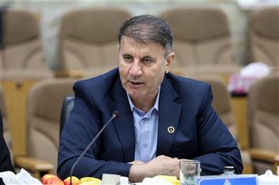 تولید صددرصدی و کاهش مشعل به ۶٪ در نفت و گاز مارون؛ قباد ناصری تأکید کرد: «سرمایه‌های انسانی» موتور محرکه این موفقیت‌هاست و نیازمند رسیدگی ویژه است