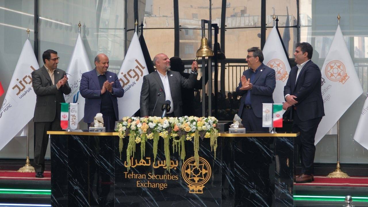 اروند تنور بورس را داغ کرد،استقبال میلیونی از عرضه اولیه پتروشیمی اروند