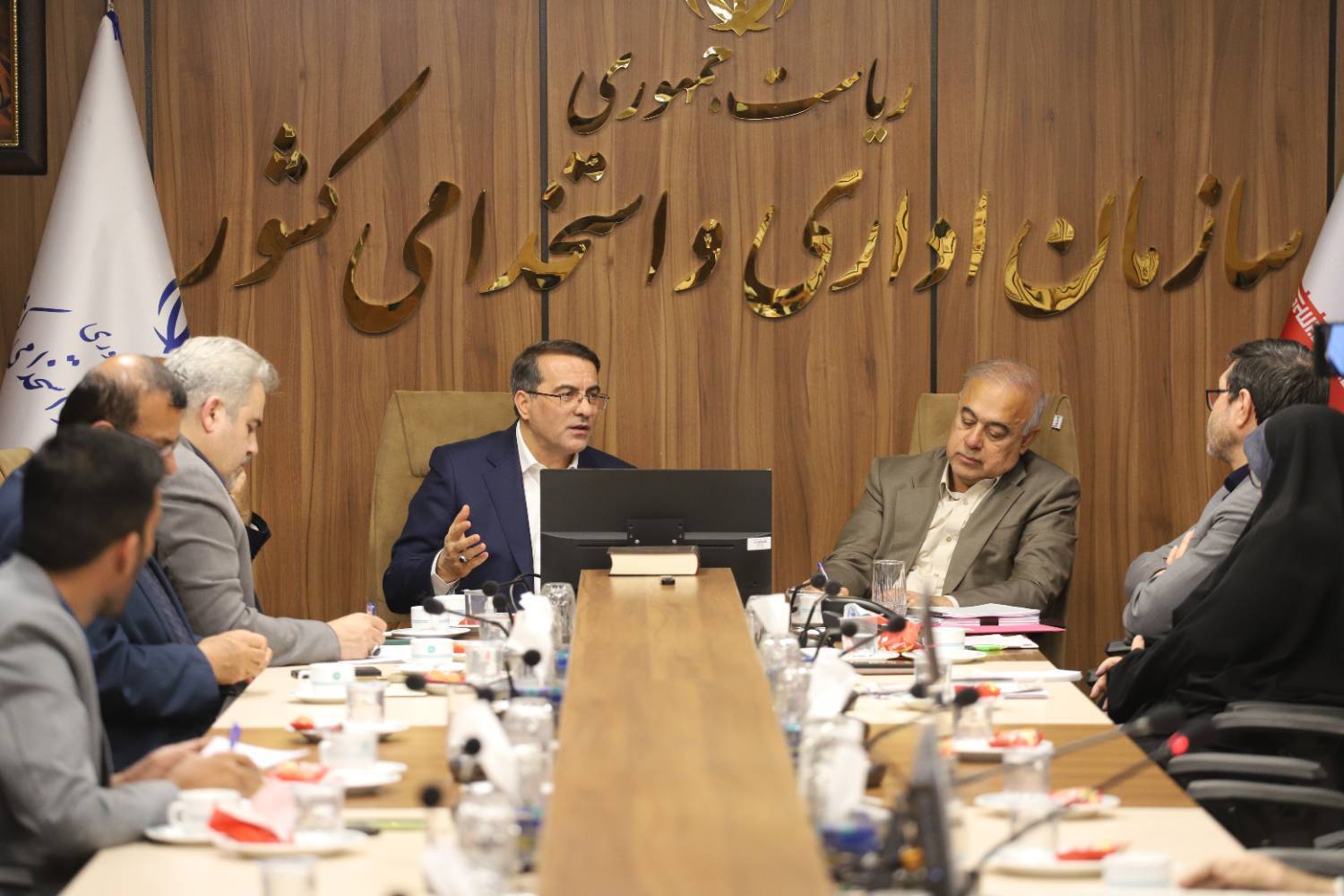 آغاز روند تغییر دستورالعمل فوق العاده خاص و پاداش بهره وری به کارمندان