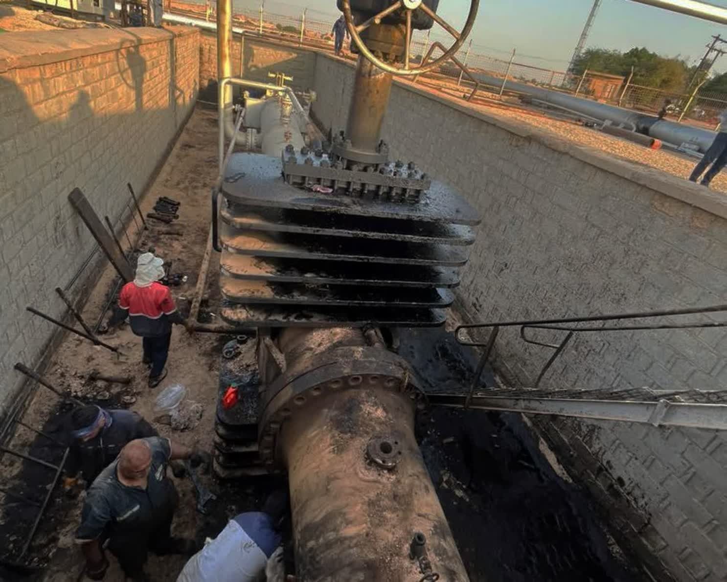 بدون انتشار آلاینده و قطع جریان نفت پالایشگاهی شیر 36  اینچ خط لوله اصلی نفت شرکت بهره برداری نفت و گاز مارون تعویض شد