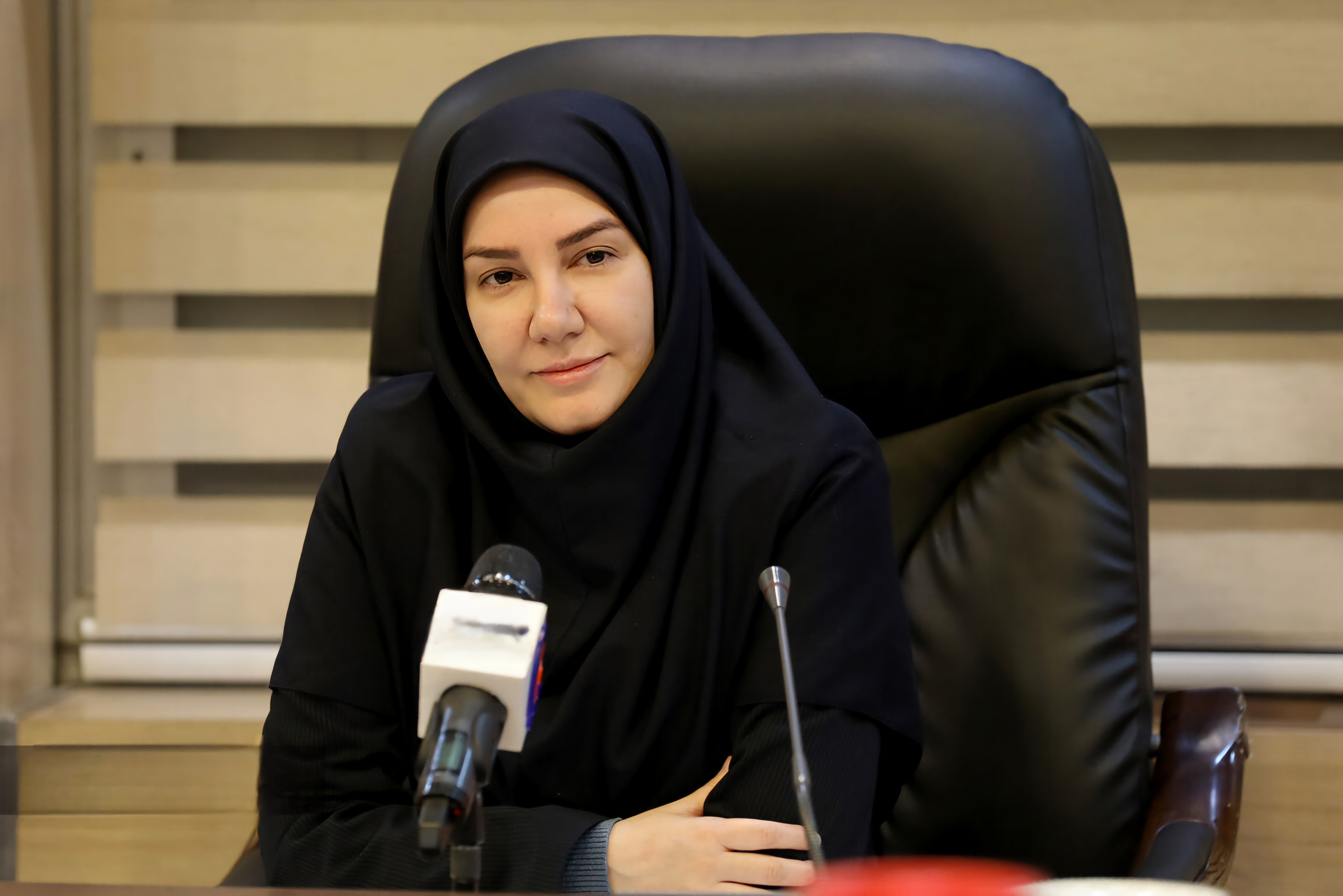 ساعت شنی حقوق و مزایای کارکنان رسمی نفت : بیش از ۴۰ درصد کارکنان صنعت نفت از افزایش حقوق سال ۱۴۰۴ محروم هستند 